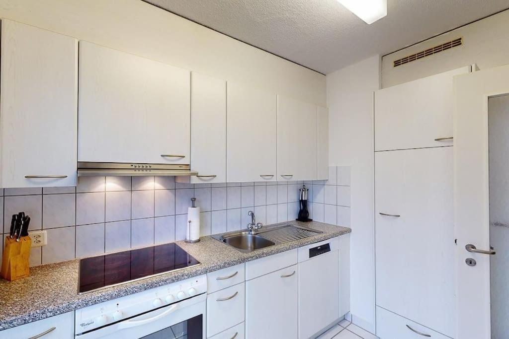 Bright 1 Bedroom Flat In The City Centre Zúrich Exterior foto