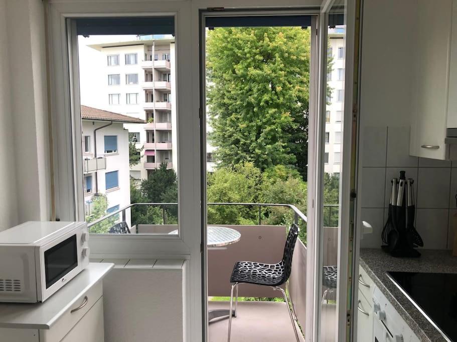 Bright 1 Bedroom Flat In The City Centre Zúrich Exterior foto