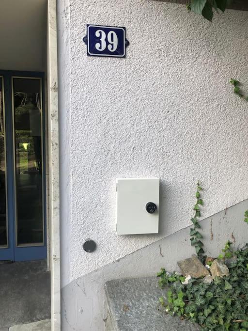Bright 1 Bedroom Flat In The City Centre Zúrich Exterior foto